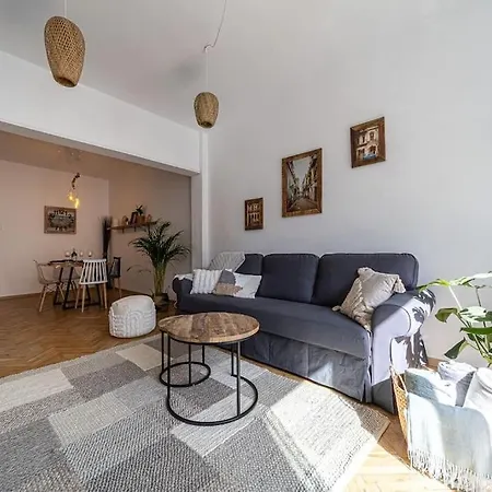 Bohohome Next To The Main Street صوفيا